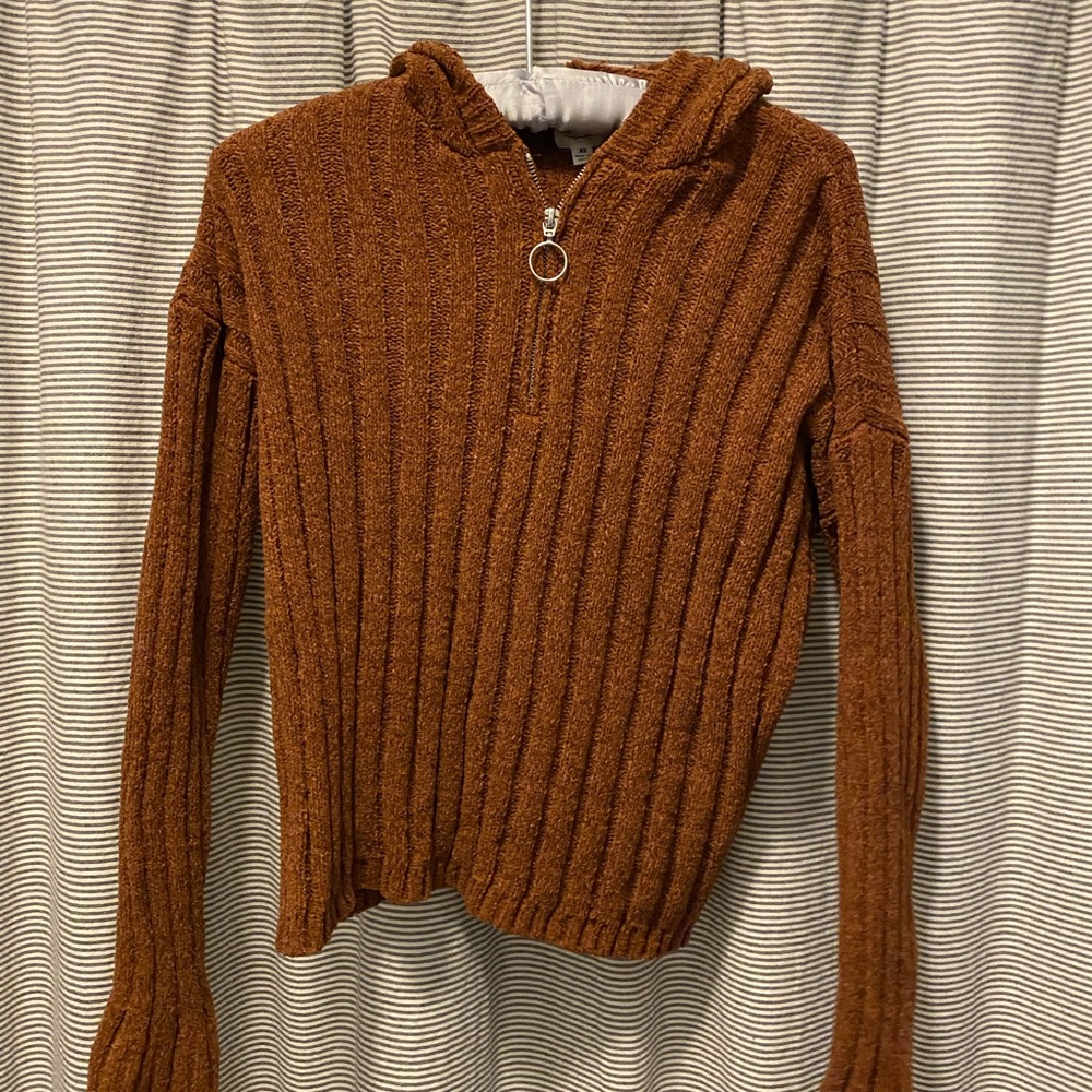 Ribbed Hooded Sweater, size xs